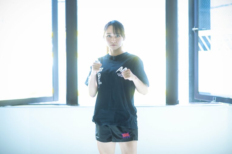 「武尊さんみたいに気迫で前に出て…」大学1年生・松谷綺が19歳で狙う“K-1女子”の頂点《特別フォトインタビュー》(44)