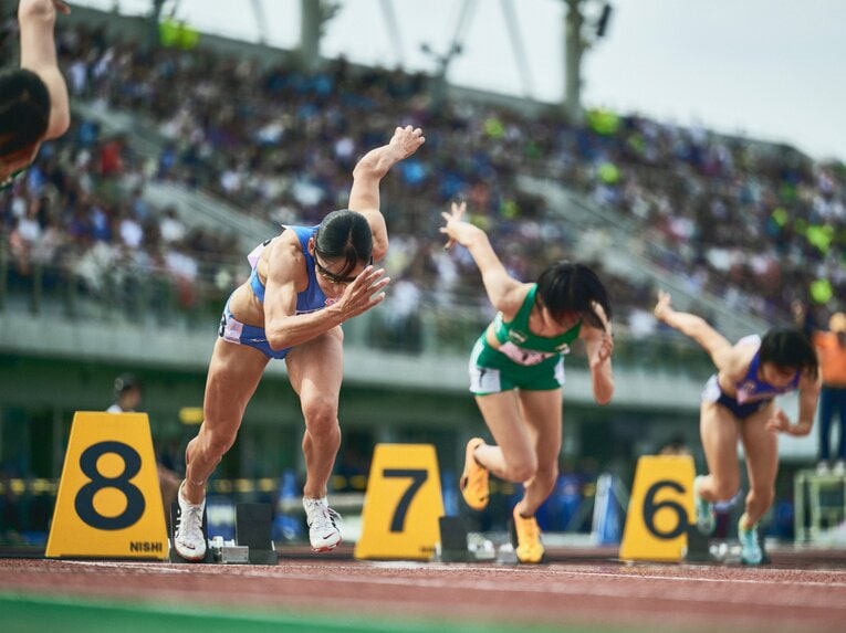 関東インカレでも活躍したフロレス。上半身強化の成果か上腕の筋肉は写真でもクッキリと　©Yuki Suenaga