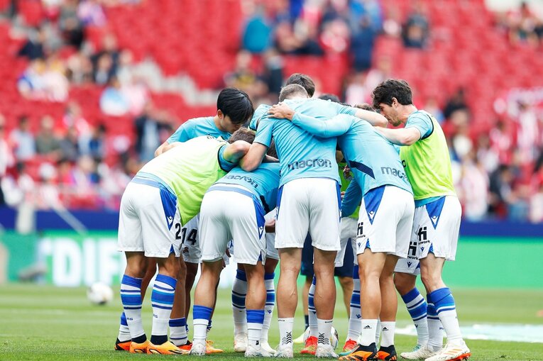 「クボを無効化する」要警戒した闘将シメオネが久保建英の技に呆然…ソシエダCL確定にカメラマンが思い出した「クボはフィットするよ」(9)