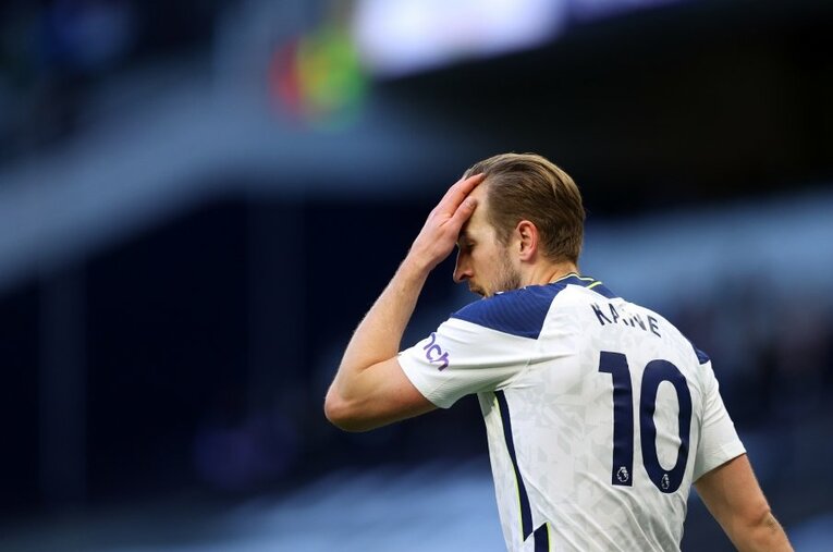 タイトルから遠ざかるトッテナム。ケインも今季限りでチームを離れることに ／ photograph by Getty Images
