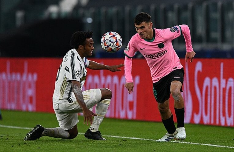 バルサ17歳新星ペドリって何者？ “憧れのイニエスタ”と同じ才能を感じた、恩師の言葉(4)