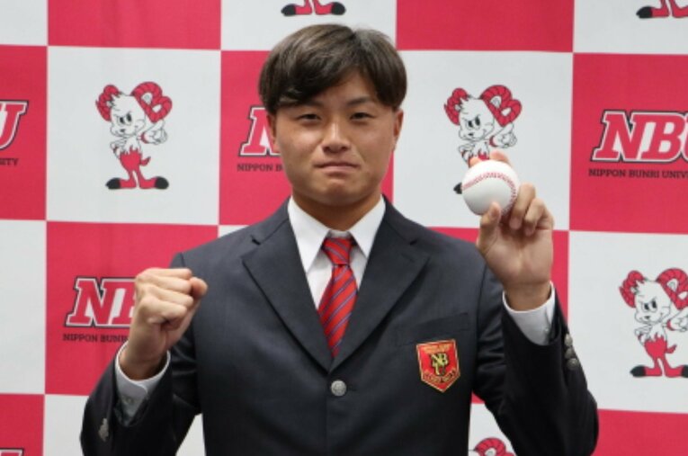 昨年、育成10位で日本文理大からソフトバンクに入団した前田純。宮崎キャンプに帯同するなど、飛躍を期す ／ photograph by 日本文理大公式HPより