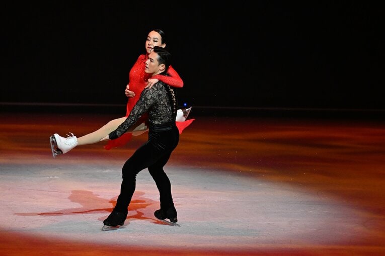 「母への永遠の愛を滑りたいな」浅田真央が明かすアイスショー『Everlasting33』に込めた“愛”「誰も見たことのない景色を届けたい」(72)