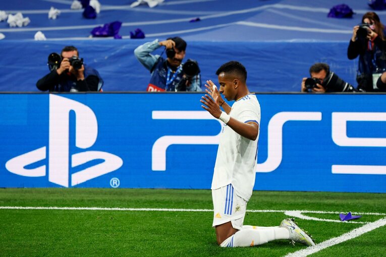 なぜレアル・マドリーは「CLで異常に勝負強い」のか “完璧だったはず”のマンCを逆転…カメラマンが震えた「伝統と成功体験の継承」(8)