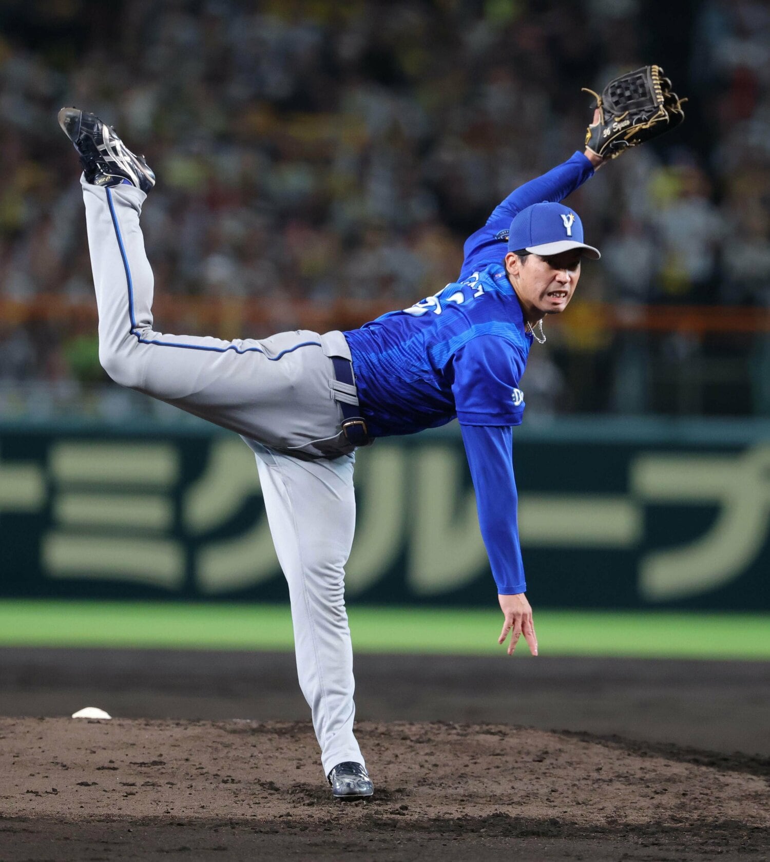 CS阪神戦、第2戦で先発し4回無失点と踏ん張った　©KYODO