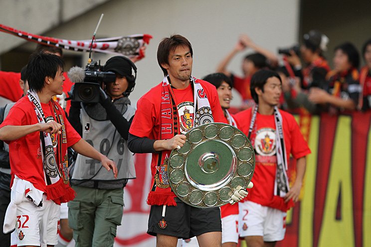 2010年のリーグ優勝した楢崎正剛　（c）AFLO SPORT