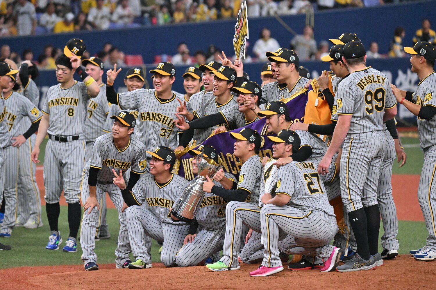 昨季、日本一の阪神ナイン ©Hideki Sugiyama