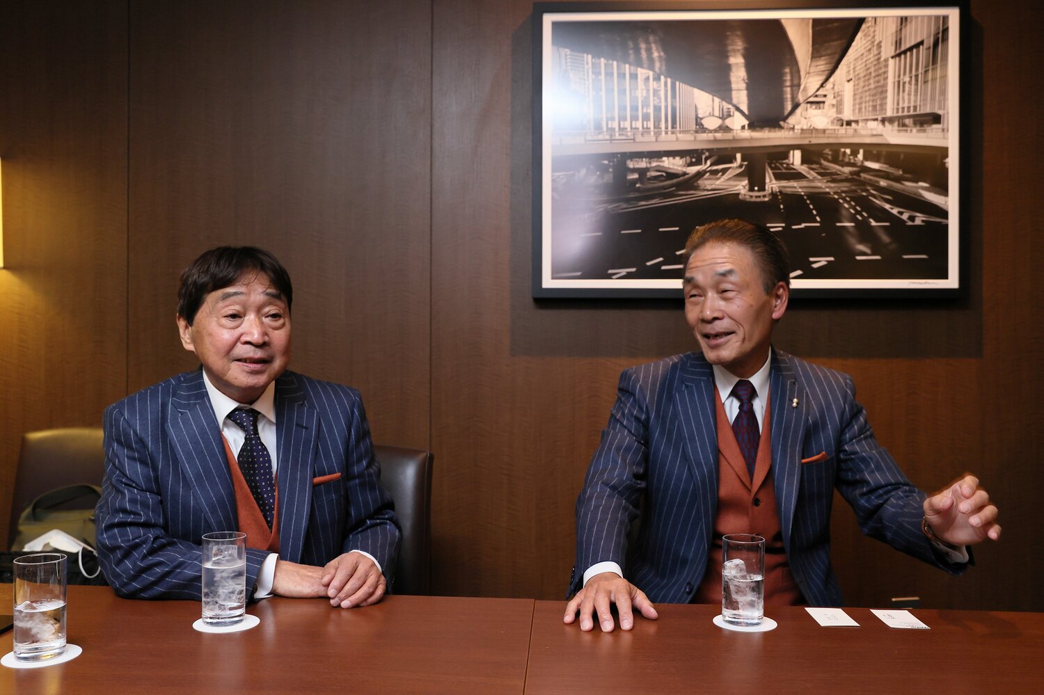 1965年結成・57年目のおぼん・こぼん。大阪福島商業高校時代に、こぼんさん（左）がおぼんさん（右）を誘ってコンビ結成　©Shigeki Yamamoto