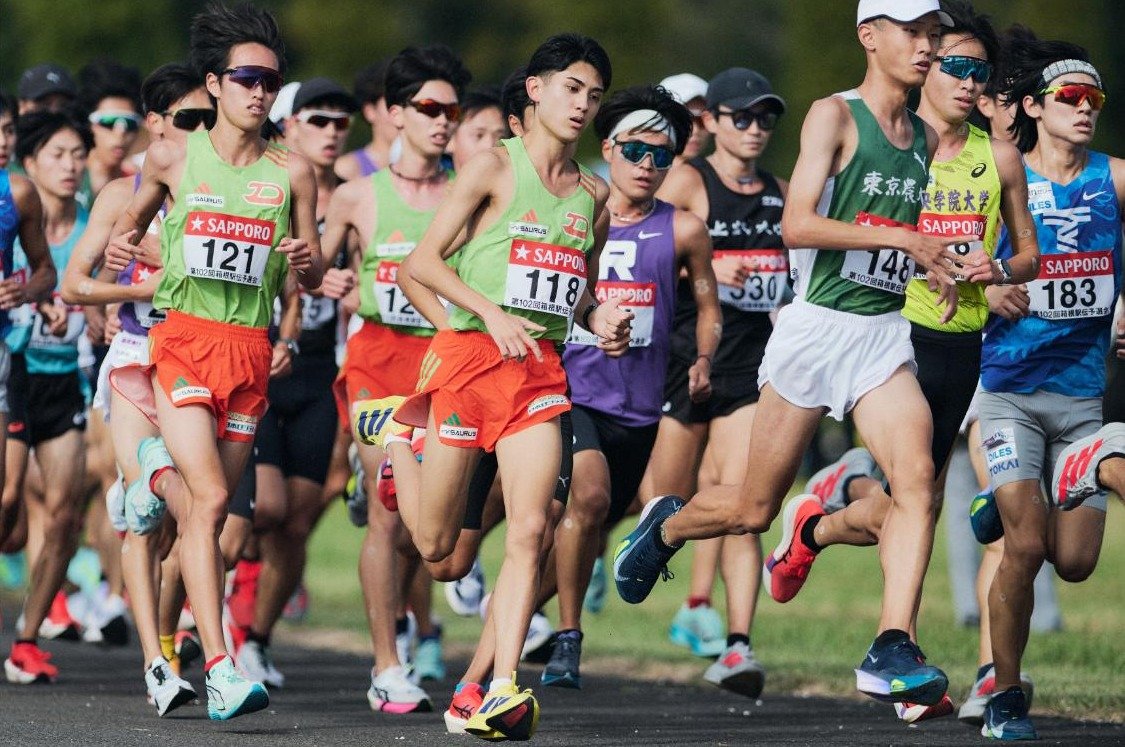 箱根駅伝予選会はチームで3番目のタイムを記録した棟方一楽(中央) ©Yuki Suenaga
