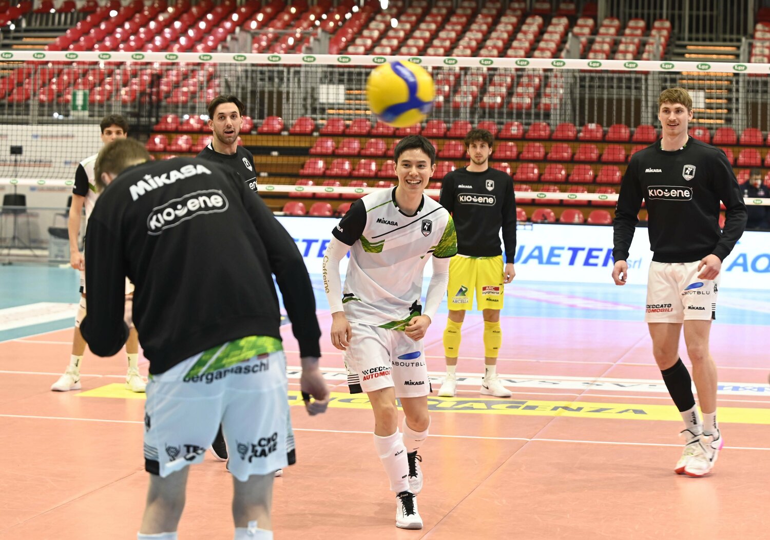 イタリアでプレーする高橋藍（日体大）とはプライベートの交流もあるという　©︎Italy Photo Press/AFLO
