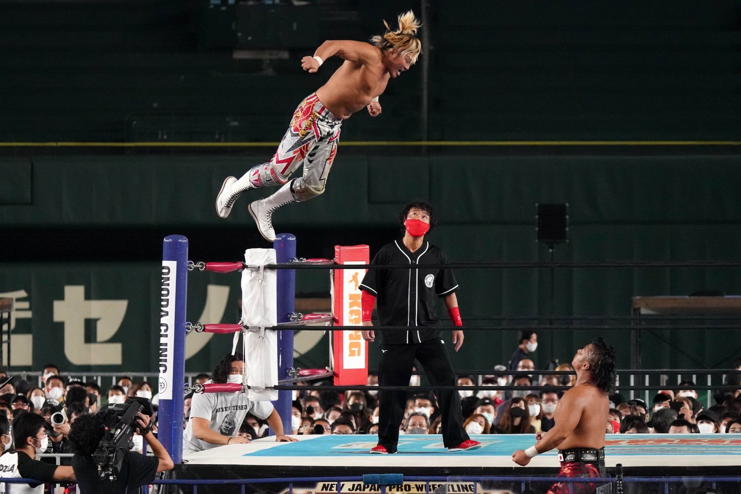 場外へのハイフライフローも飛び出し、好調ぶりをアピールした