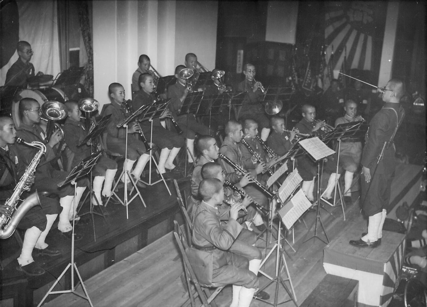1942年、全日本吹奏楽コンクールに初出場した際の 様子 ©天理高校吹奏楽部