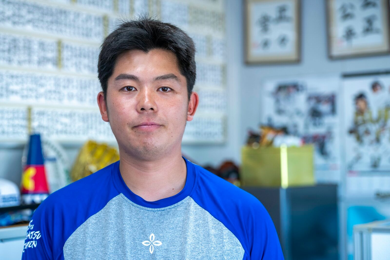 2020年から母校のコーチになった小谷　photograph by Takuya Sugiyama