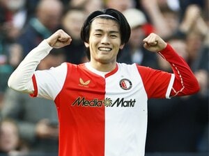 「すごく憧れた」上田綺世とオランダ天才肌FWの師弟関係…“小野伸二の戦友”ファンペルシ監督が授けた極意「今のウエダと重なる」地元記者ズバリ