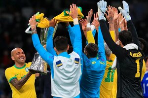 ブラジル代表「練習中ケンカの真相は“おふざけ”」「試合翌日に渋谷や銀座・居酒屋観光」 強さの根本に“オンとオフの切り替え力”