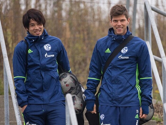 シャルケとヴォルフスに密かな改革。岡崎＆内田の競演は実現するか？＜Number Web＞ photograph by AFLO