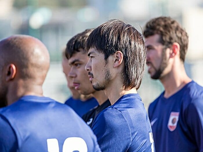 ジブラルタルで生きる日本人選手。欧州の端っこからCLを目指して。<Number Web> photograph by Shohei Tsurumi