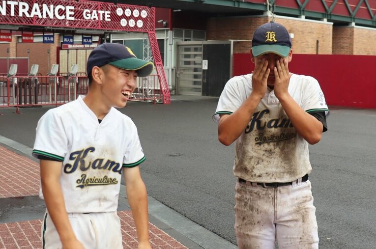我慢していた涙が…宮城大会を取材。加美農業の夏を追った ／ photograph by Yuki Kashimoto