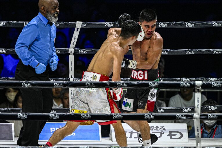 中谷潤人vs.アルヒ・コルテス　©︎Takuya Sugiyama