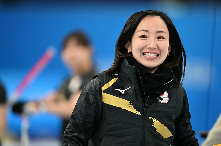 準決勝スイス戦、会心のショットに笑顔の藤澤　©Naoya Sanuki/JMPA