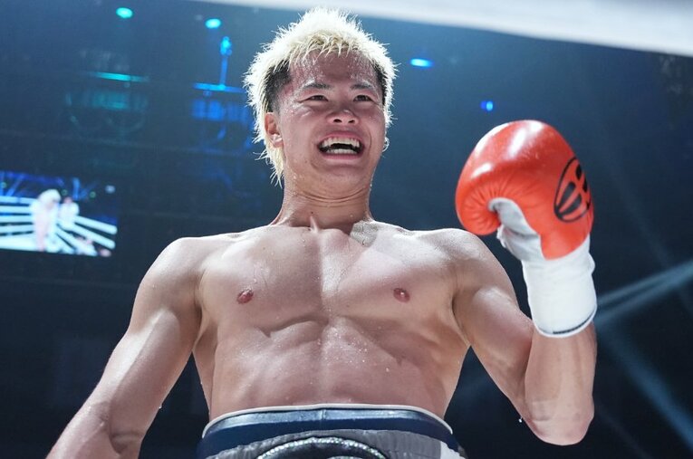 7月20日、WBA世界バンタム級4位のジョナサン・ロドリゲスを圧倒した那須川天心。「倒せない」という声を封殺する鮮やかなTKO勝ちを収めた ／ photograph by Naoki Fukuda