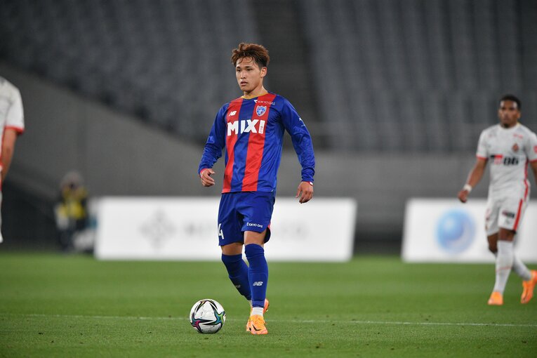 将来は海外でのプレーも視野に入れる松木玖生　©J.LEAGUE