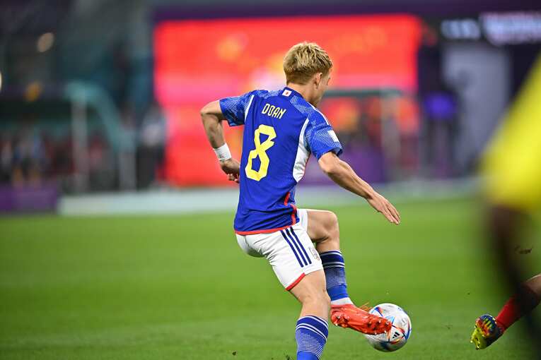 堂安のゴールシーン　©Takuya Kaneko/JMPA