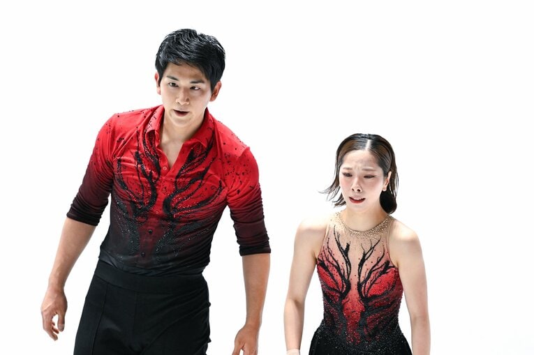 全日本選手権SP。三浦に左肩脱臼のアクシデントがあった【スワイプするとそのほかの写真もご覧になれます】　©Asami Enomoto