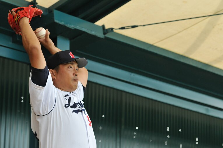 2012年に球団最多勝記録を更新すると、48歳の2013年にはなんと5勝をマークした　©BUNGEISHUNJU