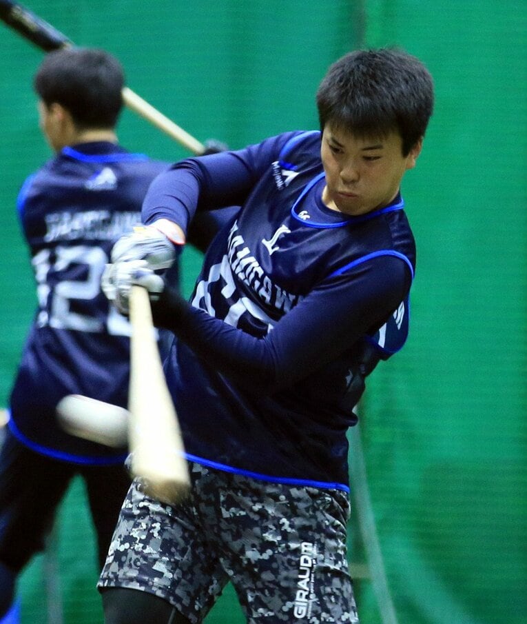 育成出身の仲三河。支配下登録されて迎えた7月10日楽天戦では初打席でタイムリーを放った　©JIJI PRESS