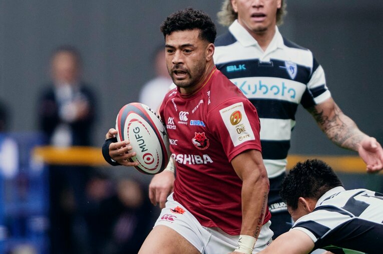 実は準決勝の試合後に右手の甲を骨折していたという東芝のリッチー・モウンガ。それでも決勝では東芝の優勝に大きく貢献してみせた ／ photograph by Yuki Suenaga