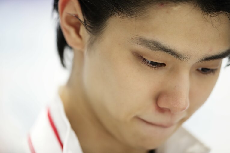 2019年全日本選手権、嬉しそうで悔しそうな表情を浮かべる羽生　©Tsutomu Takasu