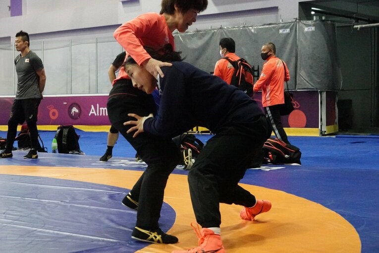 吉村コーチとの調整　©Koji Fuse