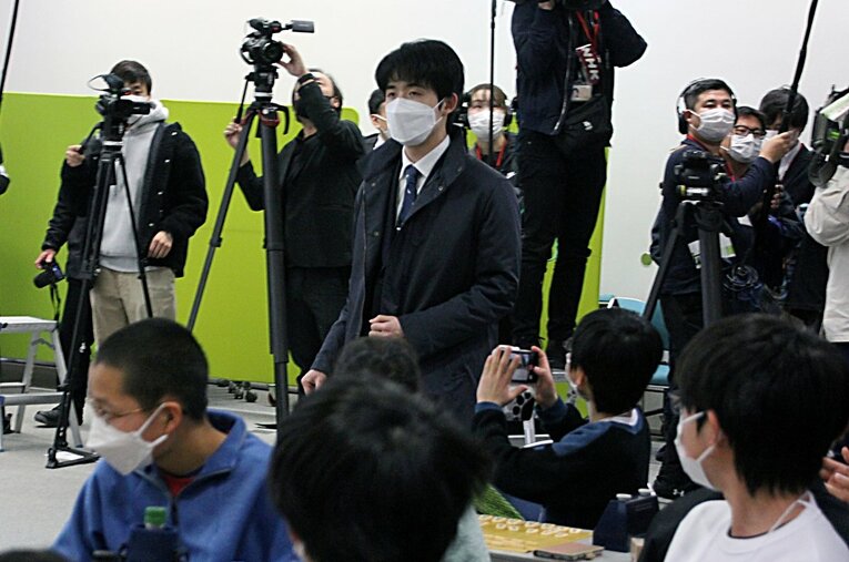 王将戦第1局前日の様子　©NumberWeb