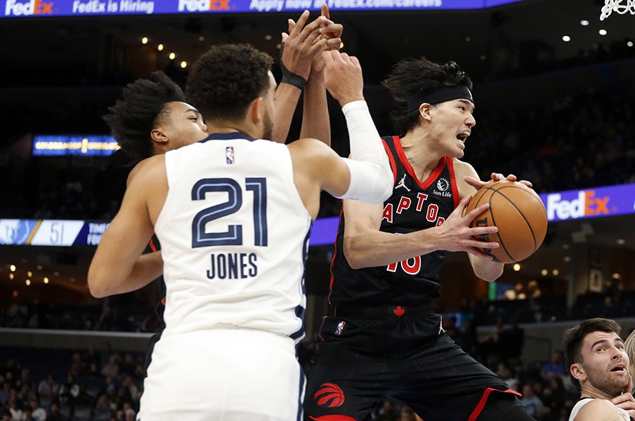 《NBA》渡邊雄太「今夜は、すべてが完璧な感じだった」ナースHCが“たった1回のチャレンジ”を渡邊のディフェンスに使った理由<Number Web> photograph by USA TODAY Sports/Reuters/AFLO