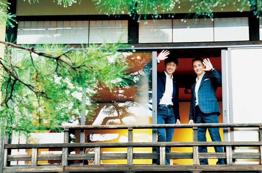 <スペシャル対談>武豊×クリストフ・ルメール「あの衝撃を忘れない」<Number Web> photograph by Yasuyuki Kurose