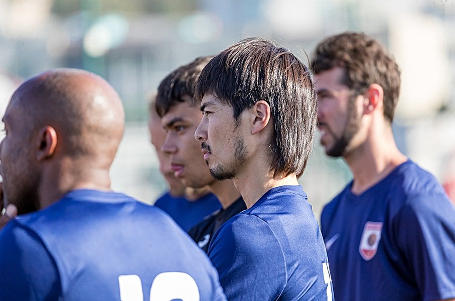 ジブラルタルで生きる日本人選手。欧州の端っこからCLを目指して。<Number Web> photograph by Shohei Tsurumi