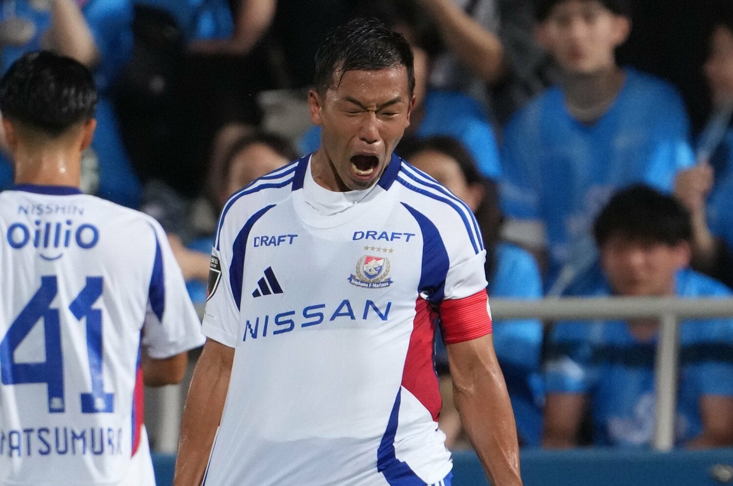 “名門”横浜F・マリノスが直面するクラブ史上最大の危機…J2降格圏に沈むチームの主将・喜田拓也が明かした横浜ダービーへの思い「ここがラストチャンス」＜Number Web＞ photograph by Getty Images