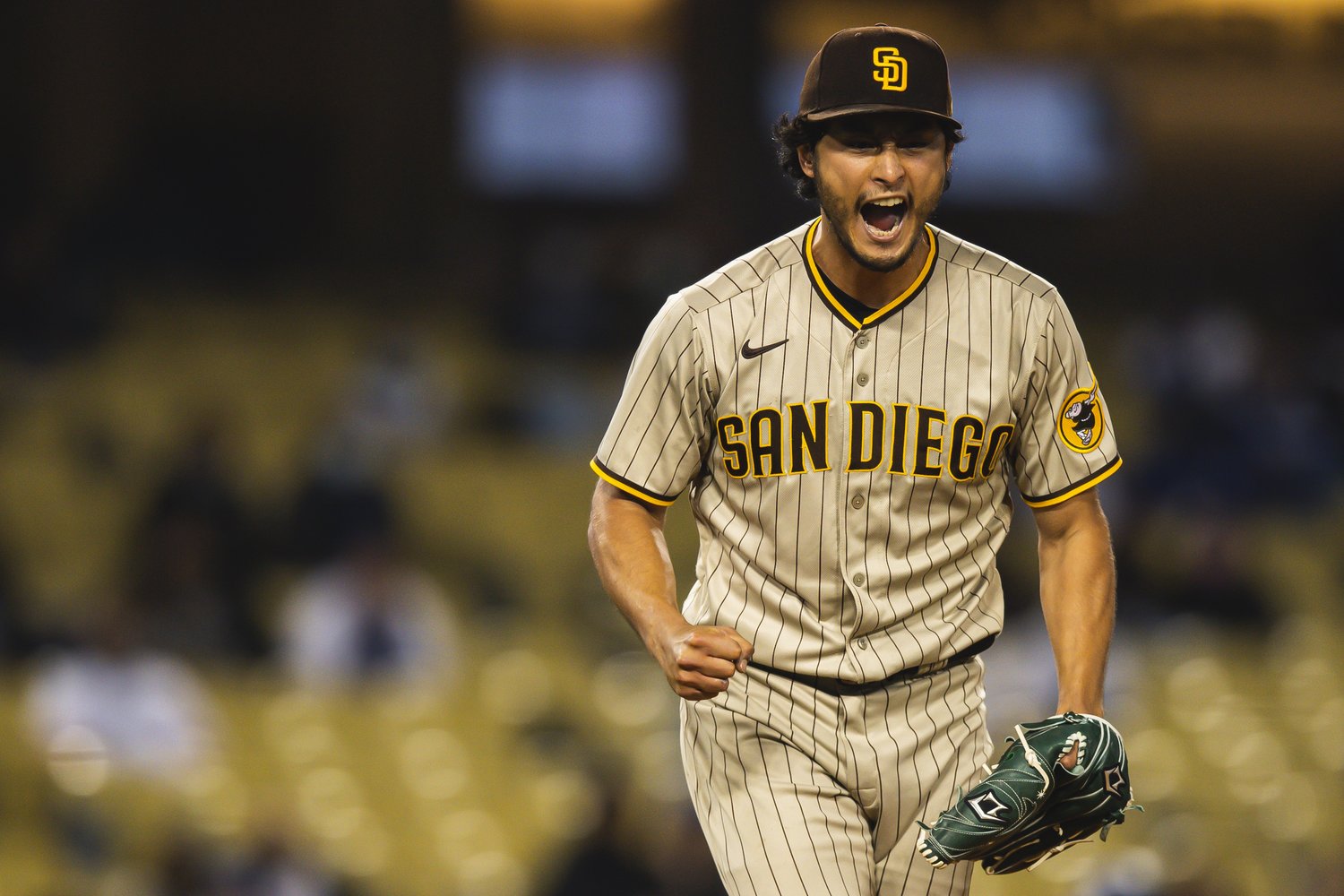 ピンチを切り抜け叫ぶダルビッシュ©Getty Images