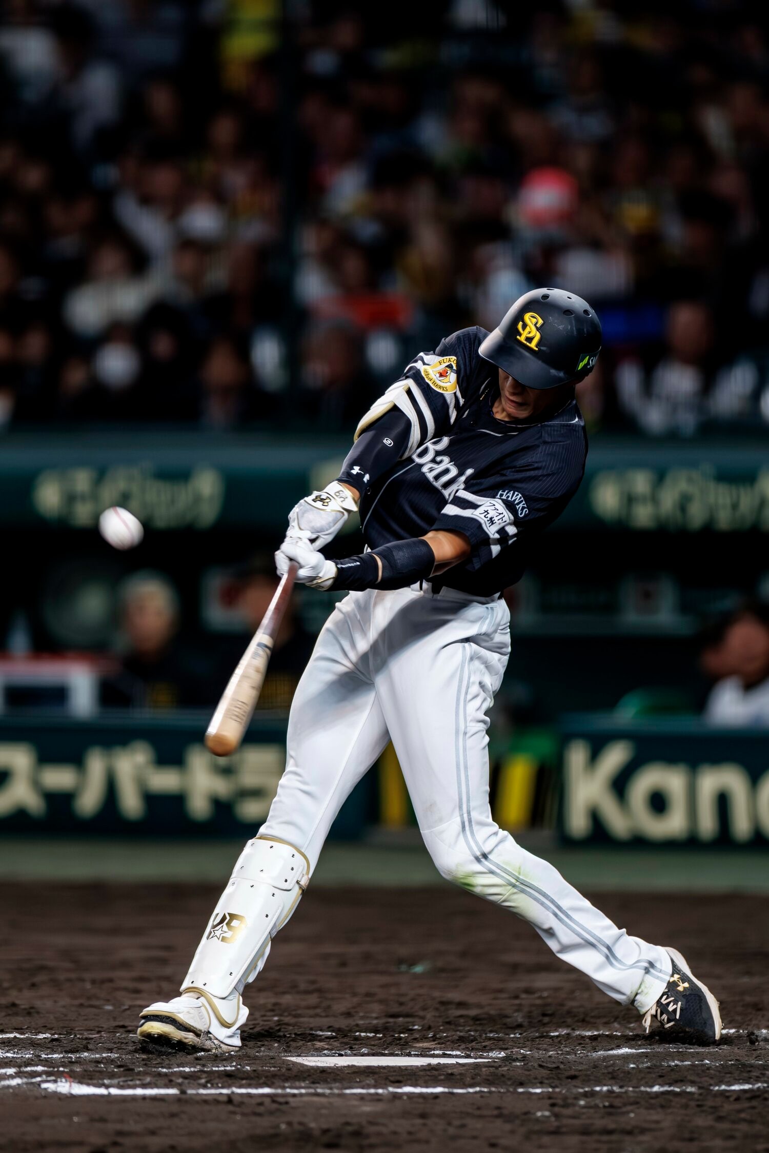 柳田、ホームランの瞬間。外角低めいっぱい、150kmのストレートだった ©Kiichi Matsumoto