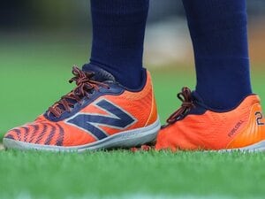 《大谷翔平が契約》「おじさんっぽい運動靴」のイメージ激変…ニューバランスの人気は本当か？ アメリカで取材…MLB選手の証言「オオタニがブランドの顔だ」