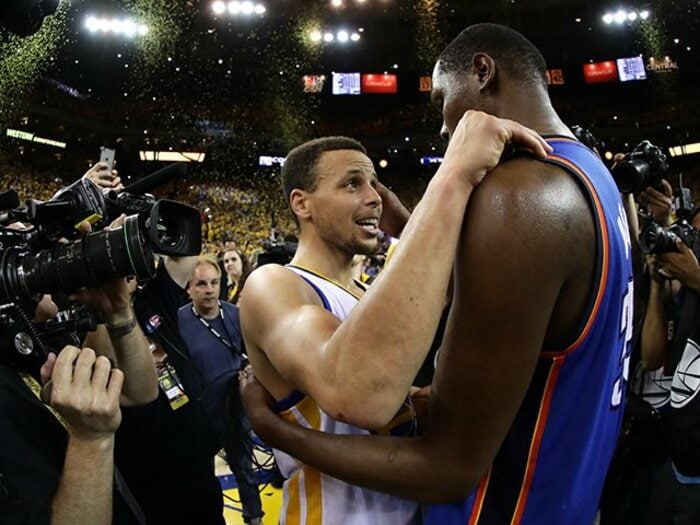 レブロンの悲願かウォリアーズ王朝か。今季NBAファイナルで革命が起こる！＜Number Web＞ photograph by Getty Images