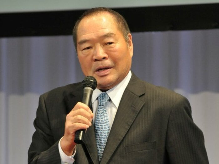 「本当のバカじゃバカなことはできないんだよ」ガッツ石松が死去の1年前に遺していた“ガッツ語録”…ゴリラの写真を指さして「これ、栃木にいる親戚」＜Number Web＞ photograph by Hiroaki Finito Yamaguchi/AFLO