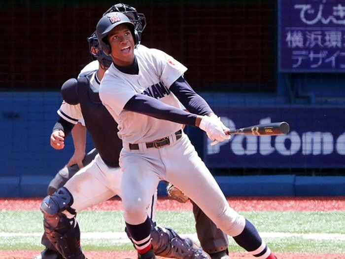 横浜高校の万波中正がすごいぞ。打てない球を追わなくなった大砲。＜Number Web＞ photograph by NIKKAN SPORTS