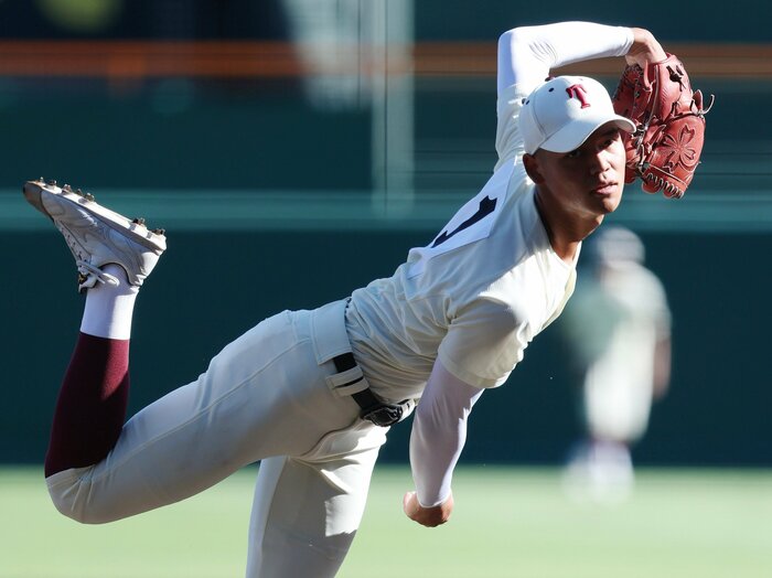 「プロもあるんじゃないか」福岡有数の進学校・東筑を甲子園に導いたバッテリーがまだまだ夢を追うワケ「違う道を目指しても許してくれる学校です」＜Number Web＞ photograph by JIJI PRESS