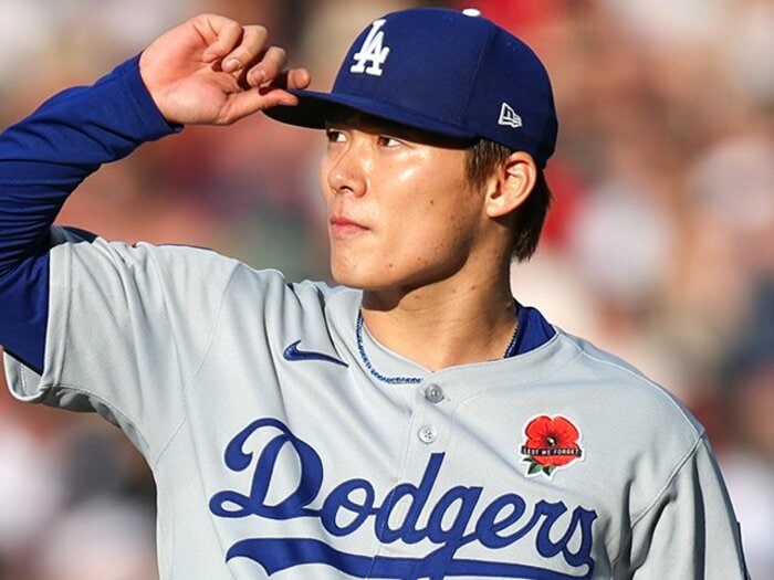 ドジャース1年目、佐々木朗希と同じく苦しんだ山本由伸だが…「60点からメジャー級エース」になった3大要因〈千賀滉大とCY賞争い〉<Number Web> photograph by Icon Sportswire/Getty Images