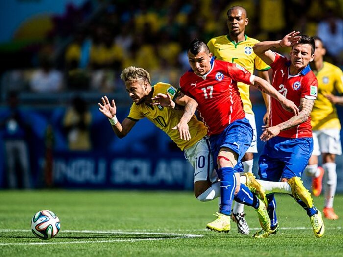 ＜智将が読み解くW杯のトレンド＞ 風間八宏 「武器なきチームが消えていった」＜Number Web＞ photograph by Atsushi Kondo