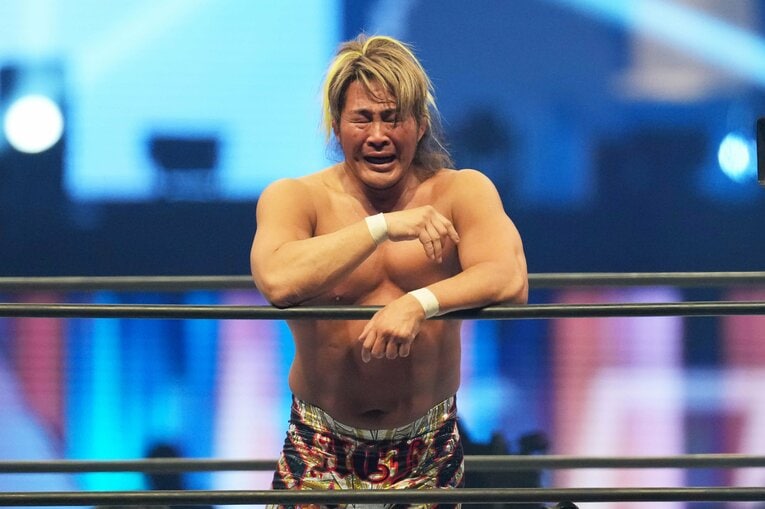 涙がこらえきれない棚橋弘至　©Essei Hara