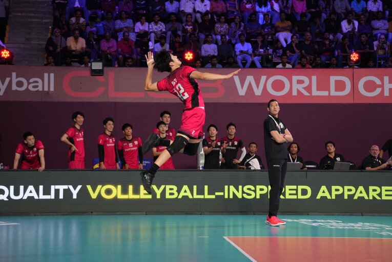 佐藤謙次（世界クラブ選手権）©︎SUNTORY SUNBIRDS©︎SUNTORY SUNBIRDS