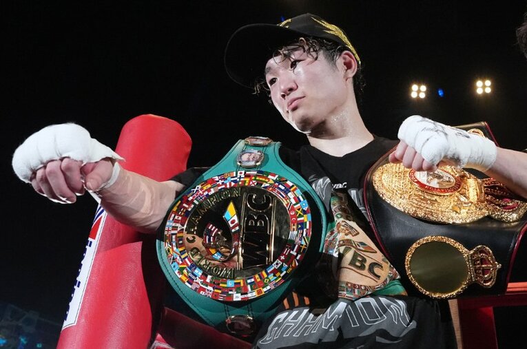 ユーリ阿久井政悟との激闘後、スーパーフライ級への転向を示唆した寺地拳四朗。ジェシー・“バム”・ロドリゲスや井岡一翔との対戦は実現するのか ／ photograph by Naoki Fukuda